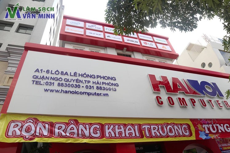 Vệ sinh siêu thị máy tính Hà Nội 